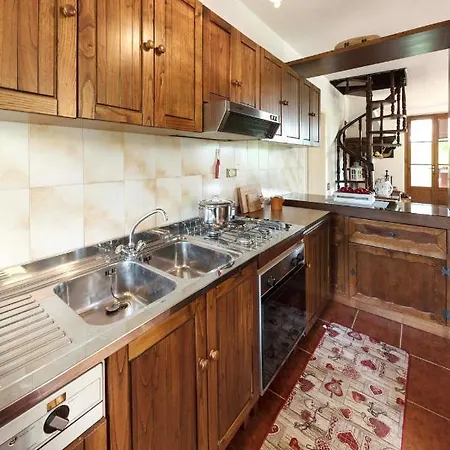 Hébergement de vacances Casa Ermo Colle *