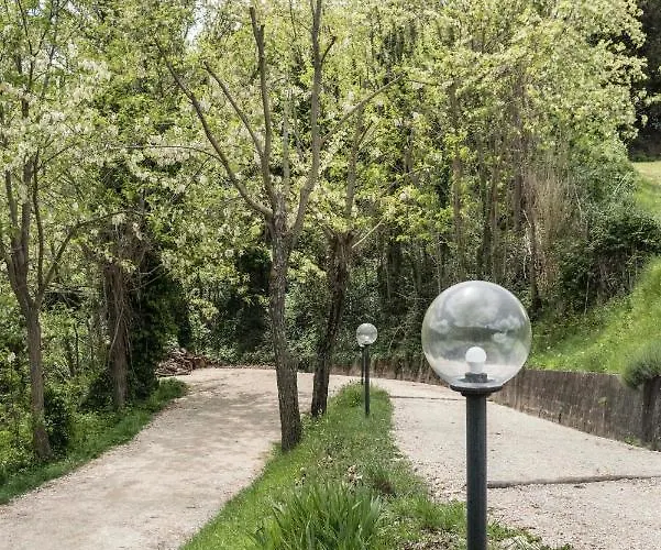 Casa Ermo Colle Feriehus *